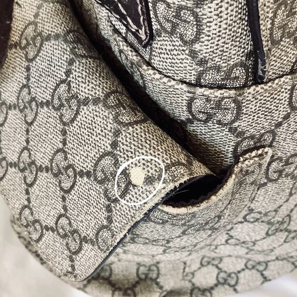 Gucci Beige and Brown Baby Bag - Picture 5 of 16